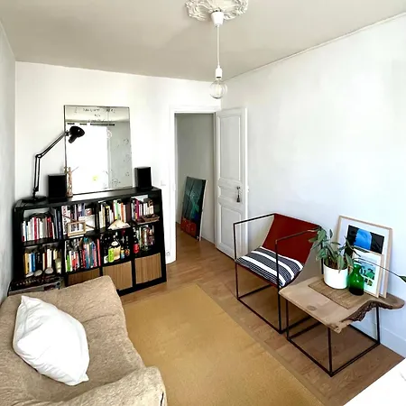 Flat In Apartman *