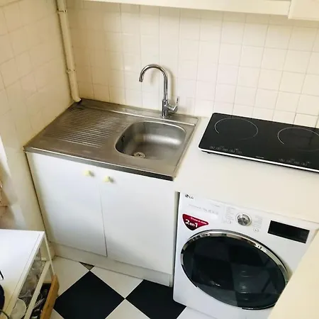شقة Flat In باريس